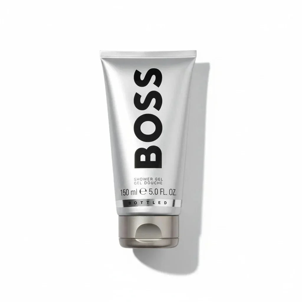 BOSS Bottled Duschgel für Herren in einer silbernen Tube vor weißem Hintergrund