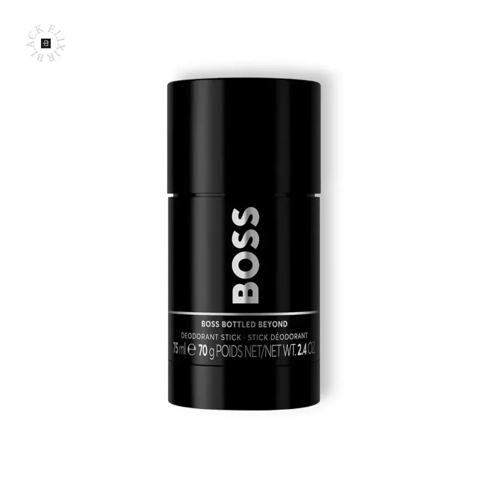 Schwarzer Deodorant Stick fĂŒr Herren mit der Aufschrift 'BOSS' vor weiĂem Hintergrund.