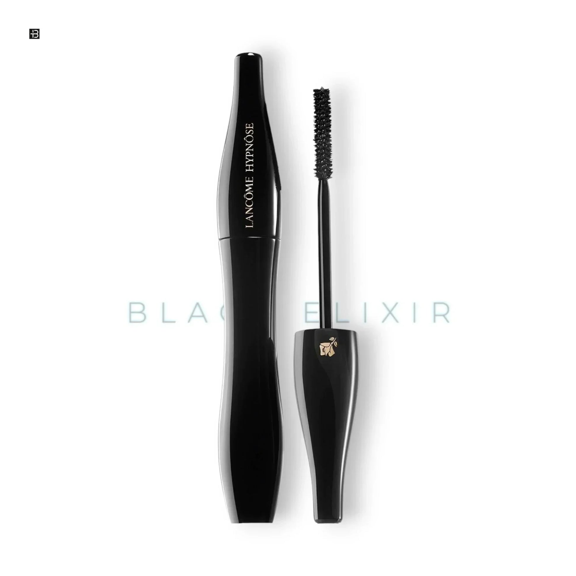 Schwarze Mascara mit Applikator, elegantes Design auf weißem Hintergrund, Beauty Produkt