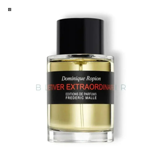 Luxusparfum Flakon mit schwarzem Etikett, edles Herrenduft Design, transparente Glasflasche