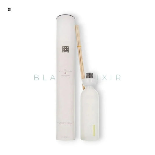 Weißer Raumduft Diffuser mit stilvollen Stäbchen und eleganter Verpackung, luxuriöses Aroma