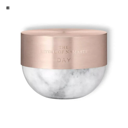 Luxuriöse Tagescreme in Marmor-Optik mit goldenem Deckel, Hautpflege, The Ritual of Namaste