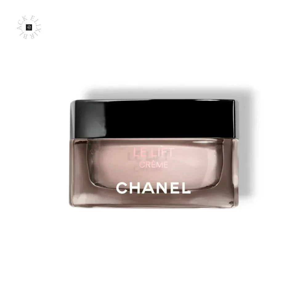 Chanel Le Lift Creme im eleganten Tiegel, luxuriöse Gesichtscreme, Nahaufnahme, weißer Hintergrund