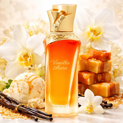 Exklusives Parfum Vanilla Aura mit goldener Kappe, umgeben von Vanilleschoten, Karamell und Orchideenblüten.
