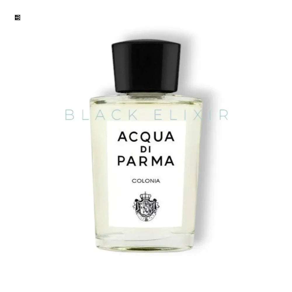 Edles Parfum Acqua di Parma Colonia Flakon mit schwarzem Verschluss auf weißem Hintergrund