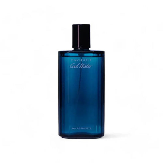 Blauer Flakon Cool Water Eau de Toilette, elegantes Herrenparfum auf weißem Hintergrund