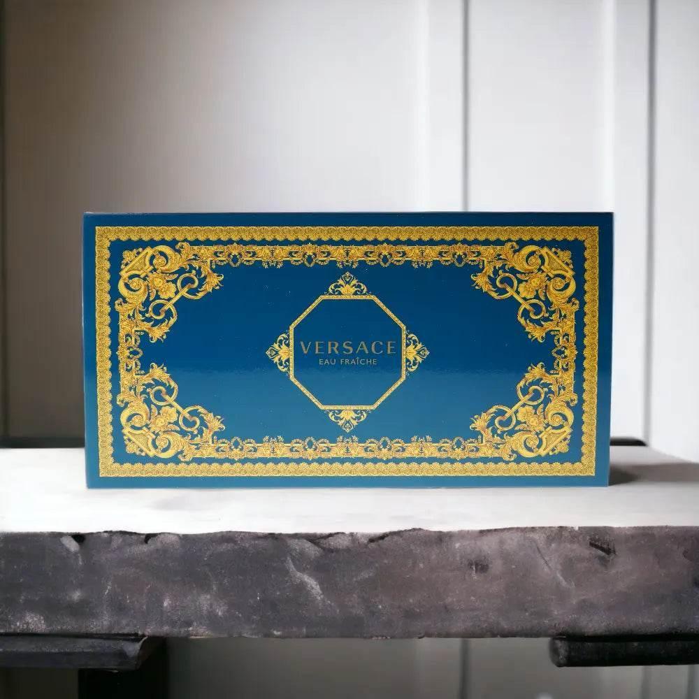 Versace Eau Fraîche Duftset Box in Blau mit goldenen Verzierungen, luxuriöses Herrenparfum