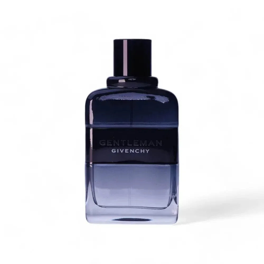 Elegantes Eau de Toilette für Herren in dunklem Glasflakon mit modernem Design.