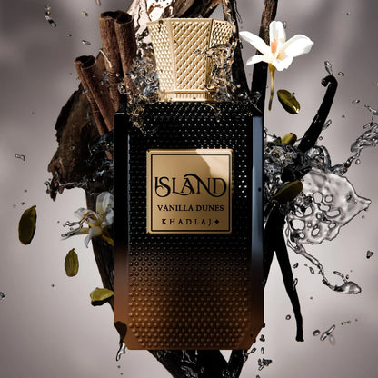 Luxusparfum-Flakon Island Vanilla Dunes mit Vanilleschoten, Zimt, Blüten und Wasserspritzern