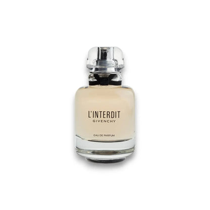 Luxusparfum L'Interdit Eau de Parfum im eleganten Glasflakon auf weißem Hintergrund