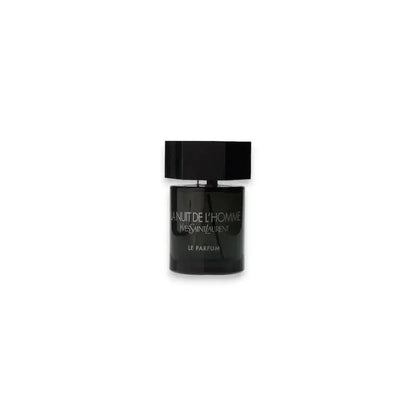 Schwarzer Flakon La Nuit de L'Homme Le Parfum mit modernem Design auf weißem Hintergrund.