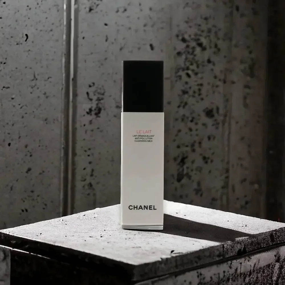 CHANEL Le Lait Cleansing Milk