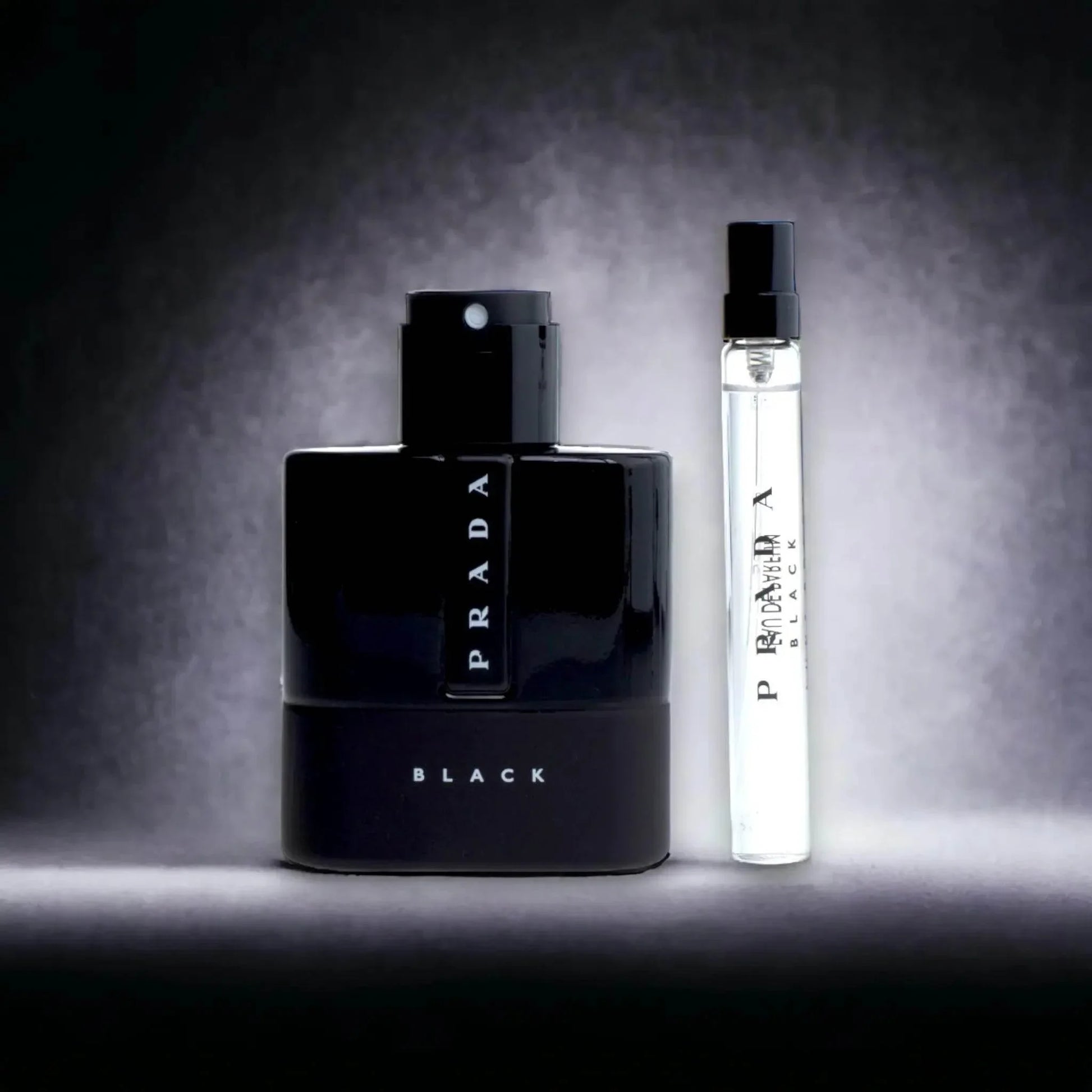 Luxus Parfüm Duftset mit schwarzem Flakon und Travel Spray, elegantes Herrenparfum
