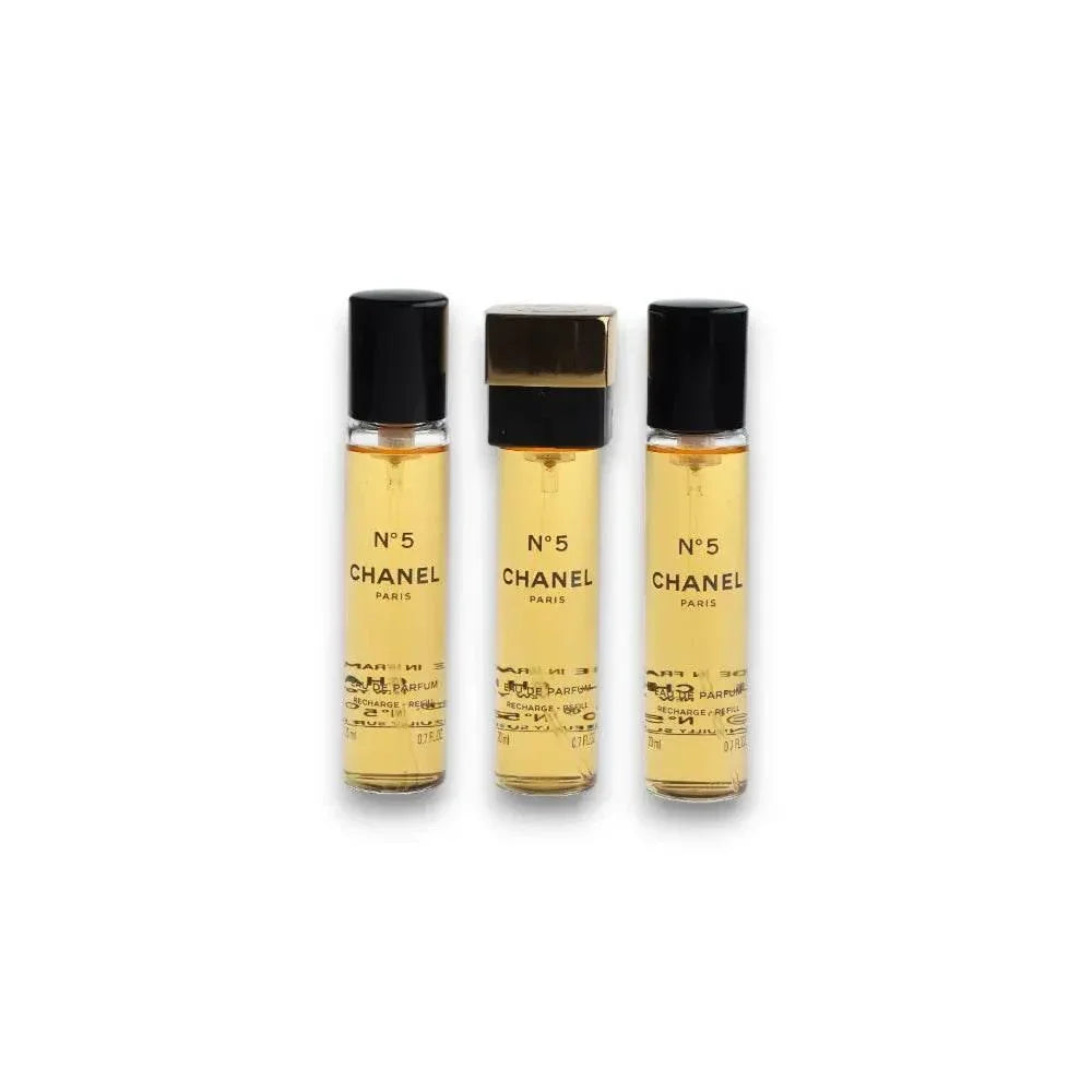 Drei Flakons luxuriöses Parfüm Eau de Parfum N°5 für Damen, minimalistisch, goldene Flüssigkeit