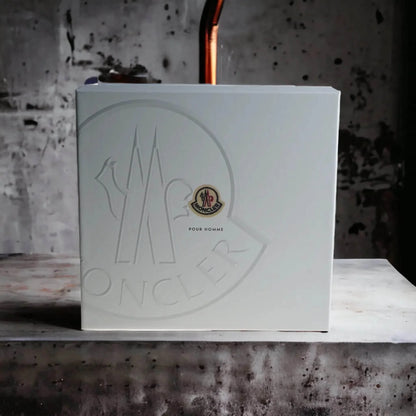Herren Duftset, weiße Geschenkbox Moncler Pour Homme, luxuriöses Parfüm für Männer