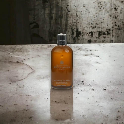 Molton Brown Re-Charge Black Pepper Shower Gel