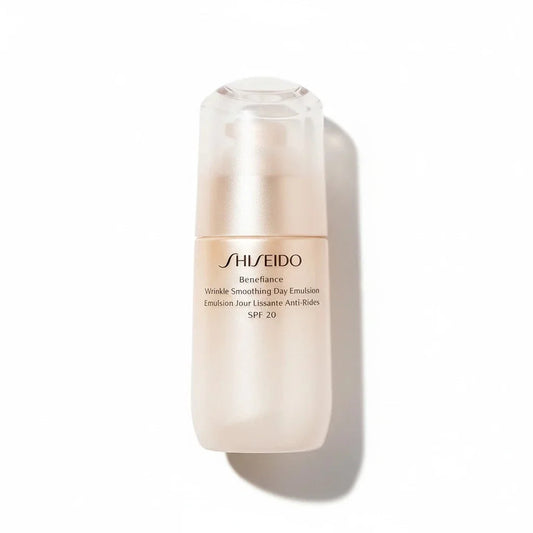 Shiseido Benefiance SPF 30 PA +++ Wrinkle Smoothing Day Emulsion Target wrinkles