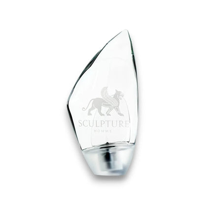 Transparenter Parfumflakon Sculpture Homme mit modernem Design auf weißem Hintergrund