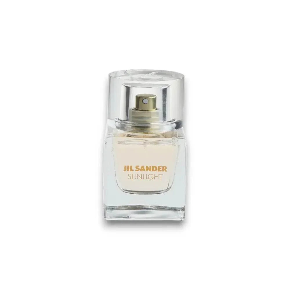 Jil Sander Sunlight Eau de Parfum Flakon, elegantes Damenparfum, Glasflasche auf Weiß