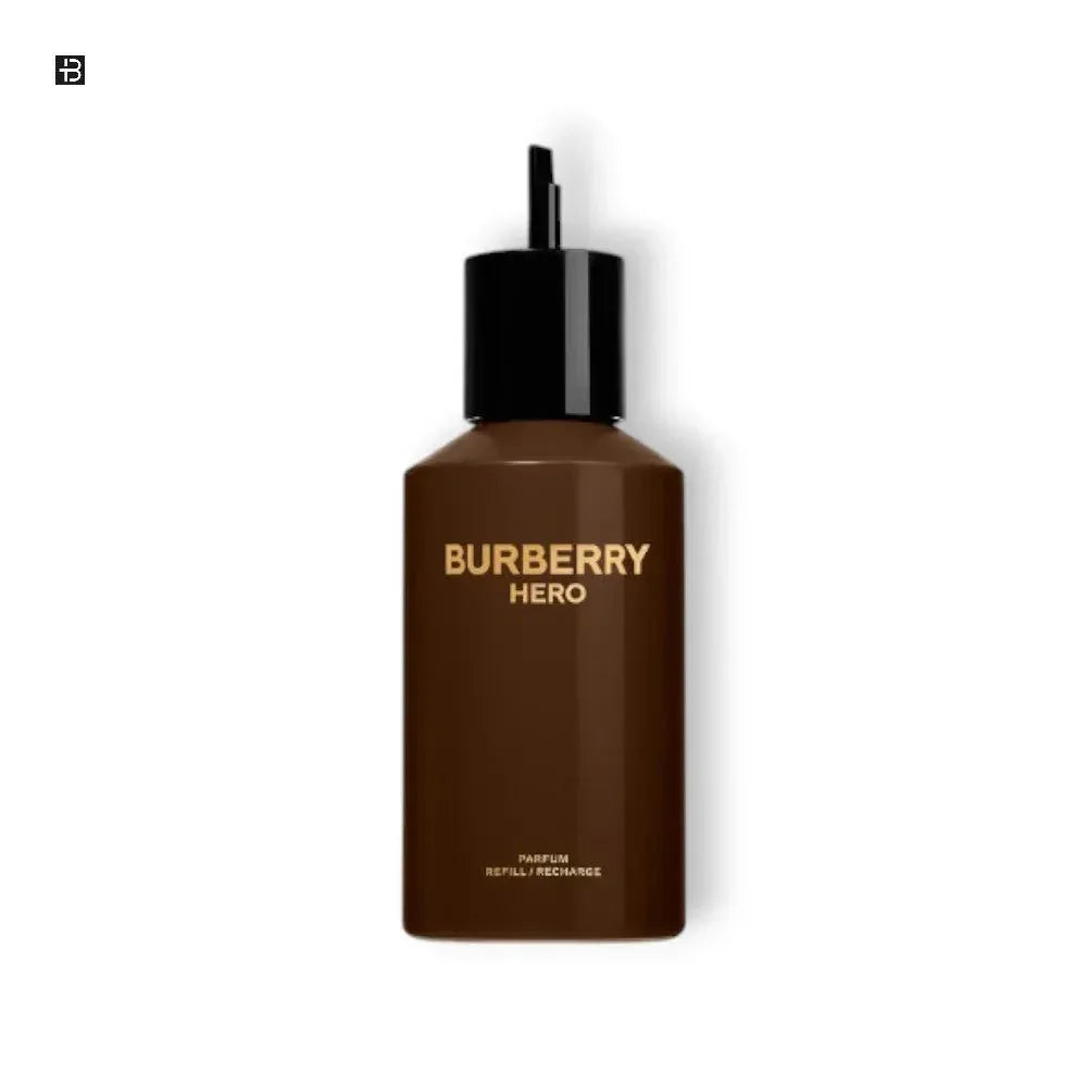 Braune Parfümflasche mit schwarzem Deckel und Aufschrift 'Burberry Hero Parfum Refill'.