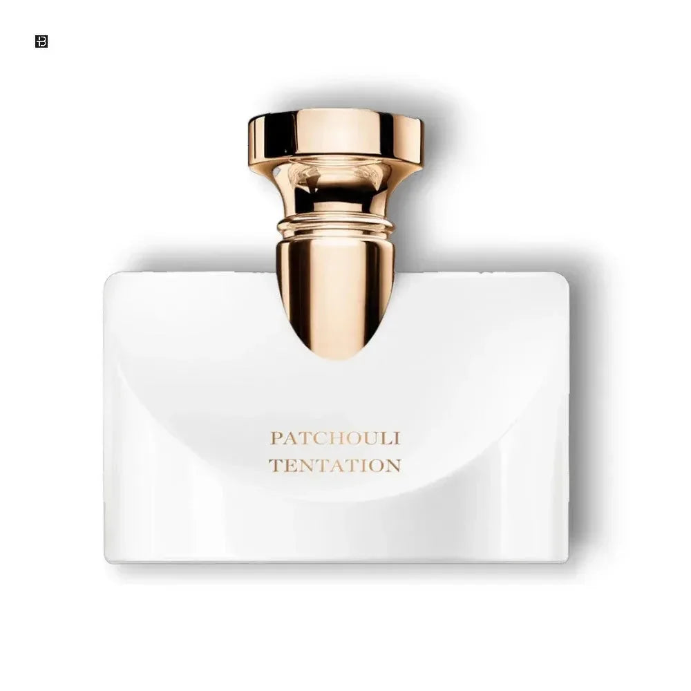 Luxuriöses Eau de Parfum Flakon Patchouli Tentation mit goldfarbenem Verschluss auf Weiß