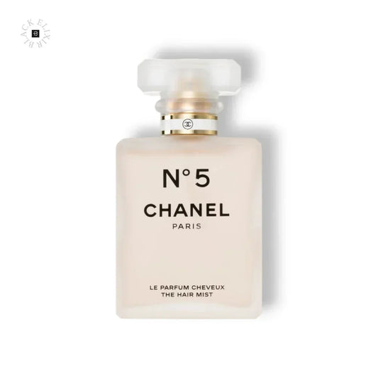 Chanel N°5 Hair Mist Flakon, luxuriöses Parfum, eleganter Glasflasche, weißer Hintergrund