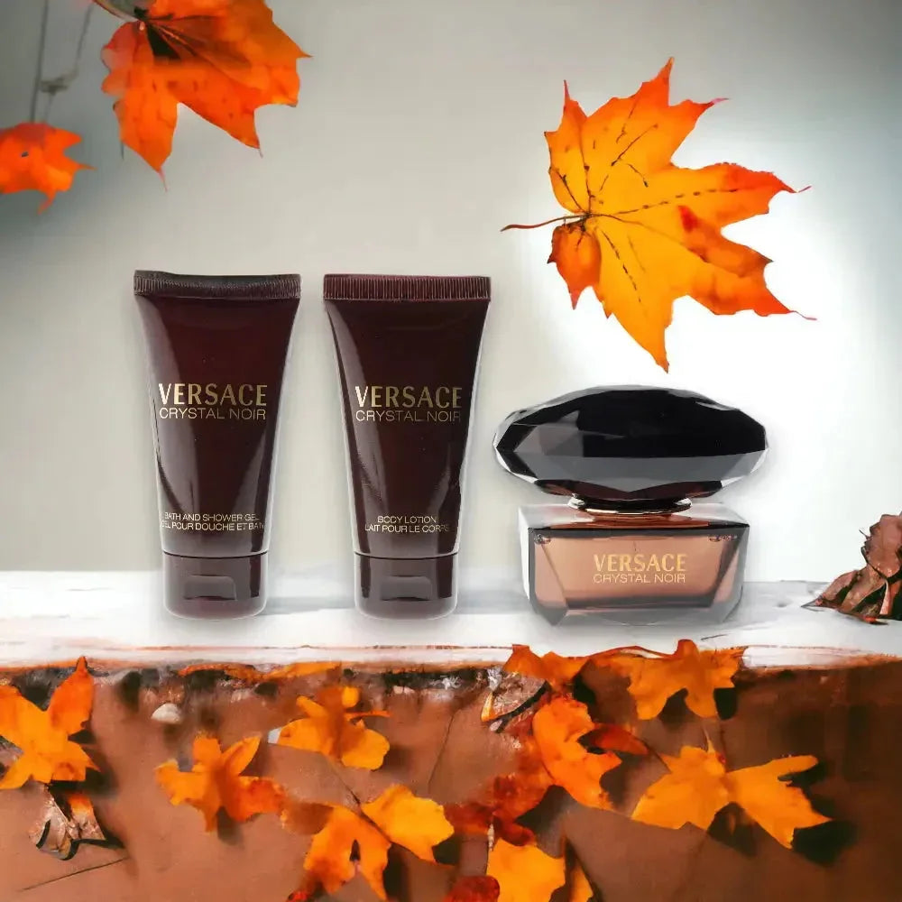 Versace Crystal Noir Duftset mit Body Lotion, Duschgel und Parfumflakon, herbstliche Blätter