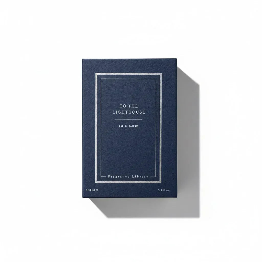 Dunkelblaue Verpackung des Fragrance Library To The Lighthouse Eau de Parfum, 100 ml.