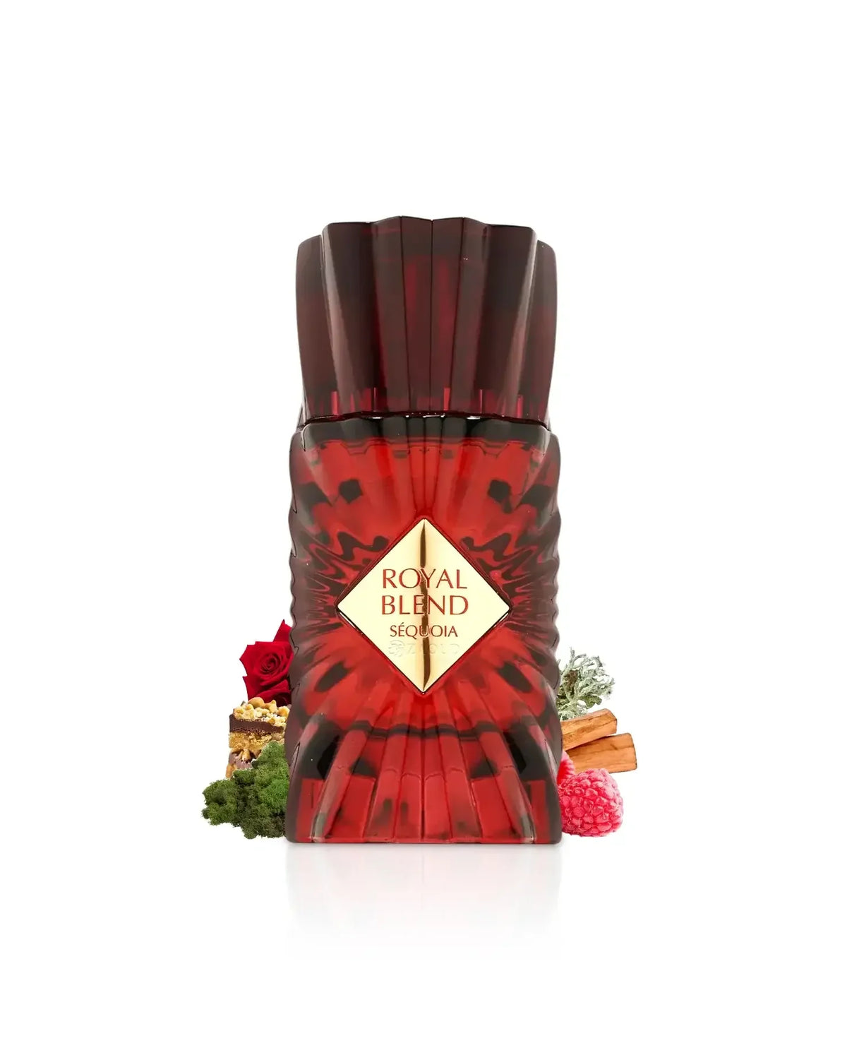 Rotes Parfumflakon Royal Blend Sequoia mit Himbeeren, Rose und Zimt auf weißem Hintergrund