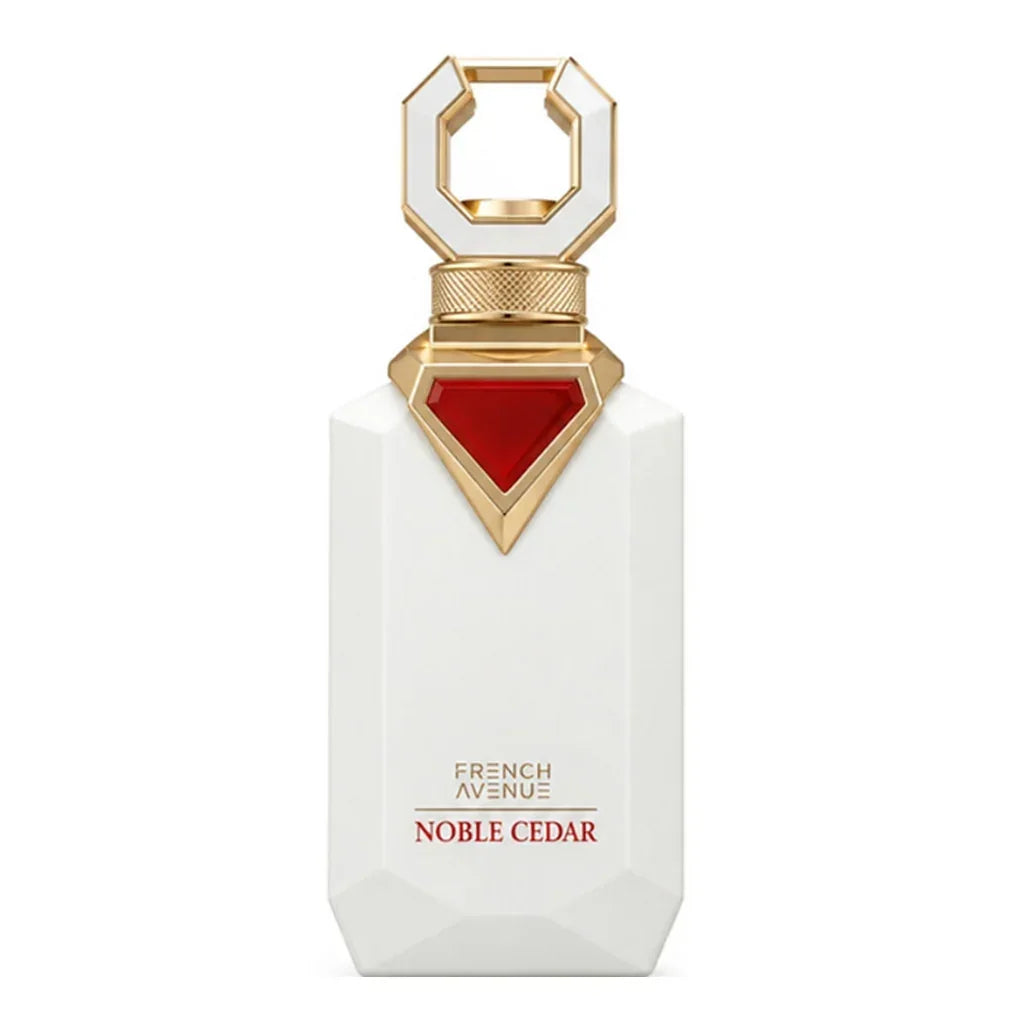 French Avenue Noble Cedar Extrait de Parfum in einer weißen Flasche mit goldenem Verschluss