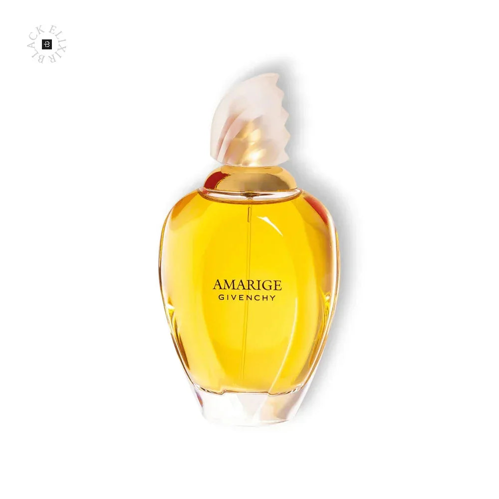 Elegantes Damenparfum in goldgelbem Flakon mit dekorativem Verschluss auf weißem Hintergrund
