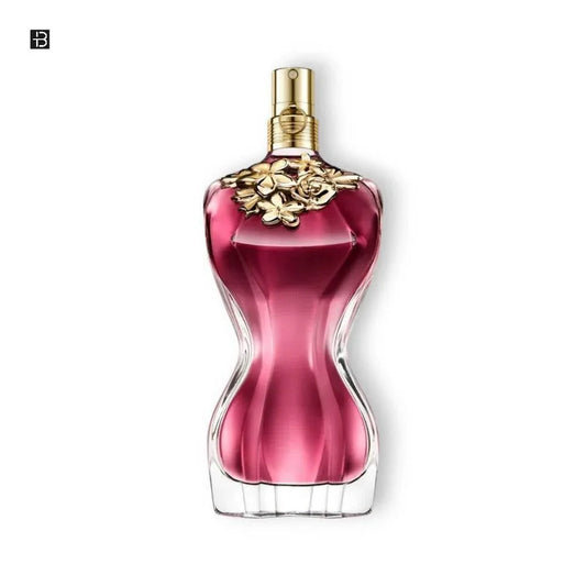 Luxus Damenparfum in rot-goldenem Flakon in femininer Form mit Blumen-Dekor, Freisteller