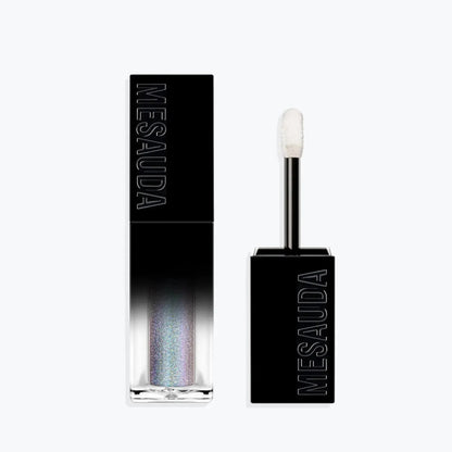 Flüssiger Lidschatten in Schwarz mit holografischem Schimmer und Applikator, Produktfoto