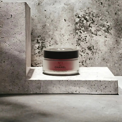 CHANEL N°1 de Chanel Red Camellia Revitalizing Cream