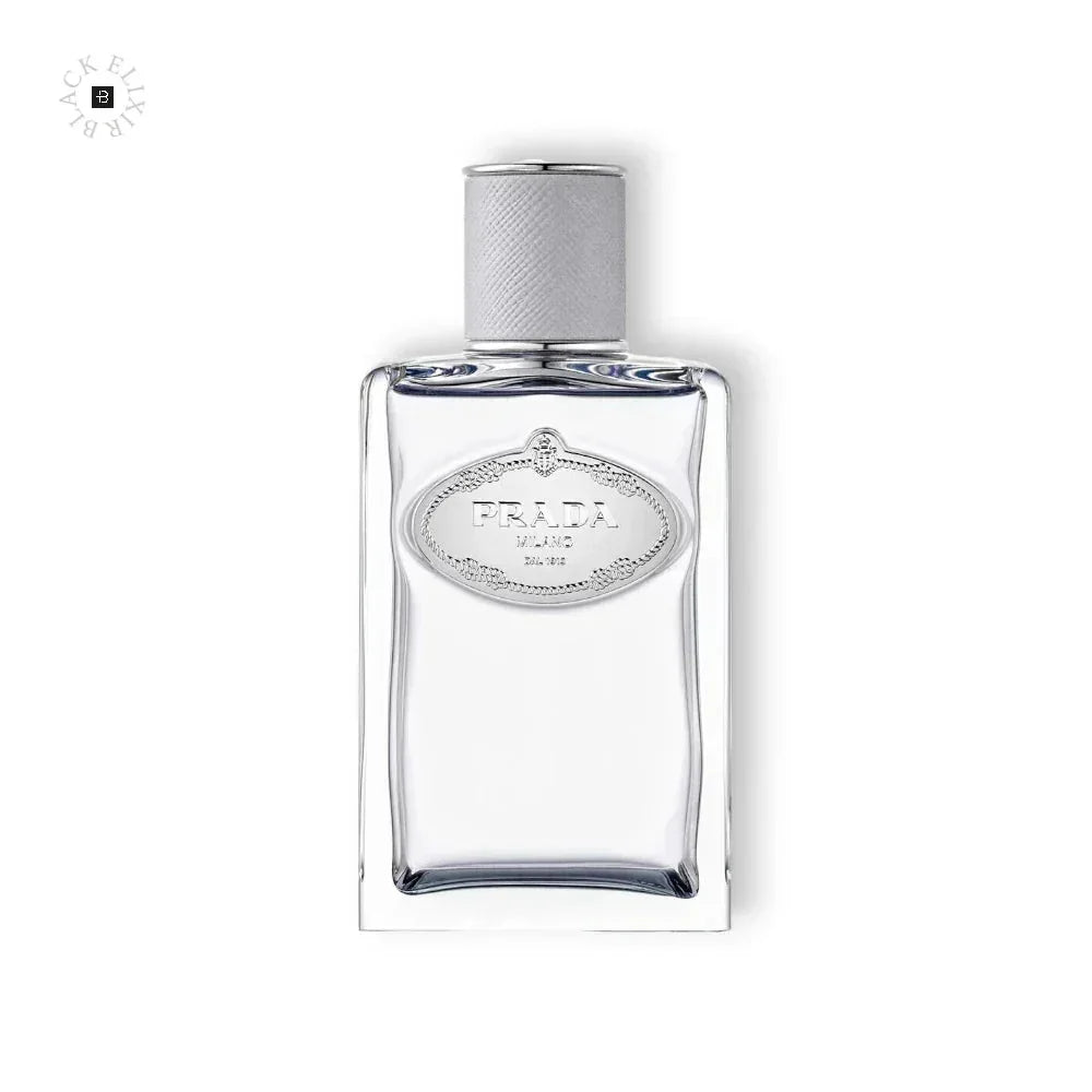 Klarer Parfumflakon mit silbernem Verschluss, elegantes Design, luxuriöses Eau de Parfum