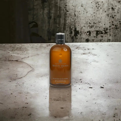 Molton Brown Re-Charge Black Pepper Shower Gel