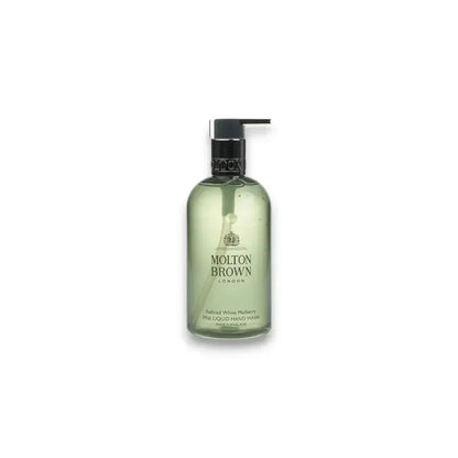 Flüssigseife Molton Brown White Mulberry in transparenter Pumpflasche auf weißem Hintergrund