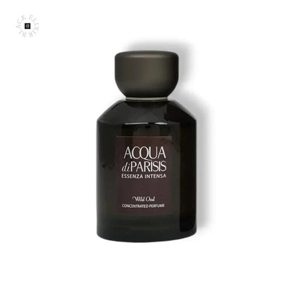Schwarzer Acqua di Parisis Wild Oud Parfümflakon auf weißem Hintergrund, luxuriöses Eau de Parfum.