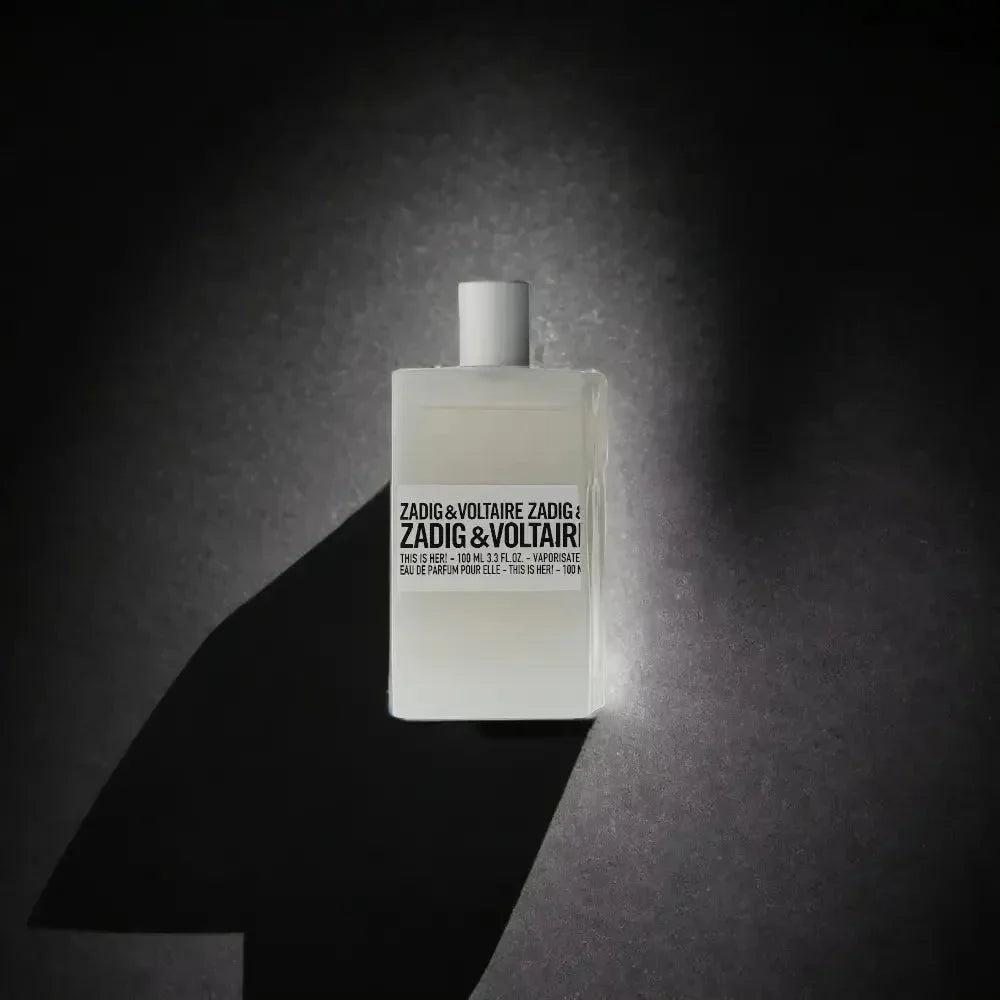 Edler Damenparfum-Flakon ‚This is Her!‘ Zadig & Voltaire, weiß, luxuriöses Design