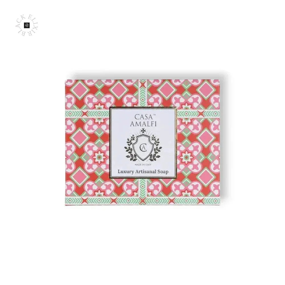 Luxus Seife in bunter Geschenkverpackung mit floralen Mustern, Produktfoto auf Weiß