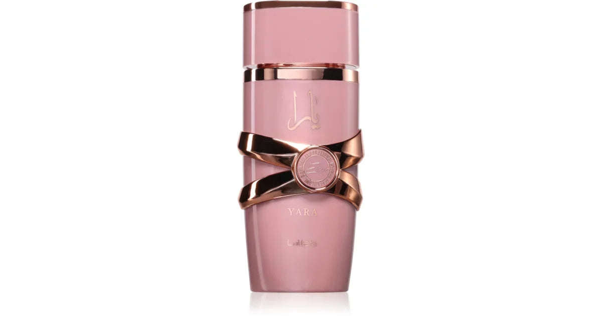 Luxuriöses Damenparfum Yara in rosa Flakon mit goldenen Akzenten auf weißem Hintergrund